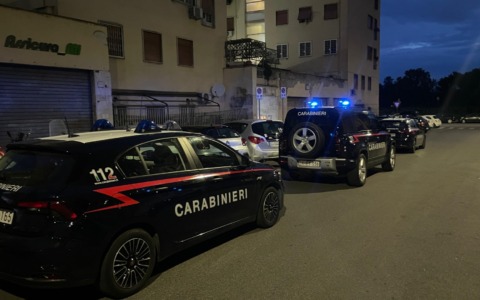 Operazione a Viterbo: sospesi 10 barber shop per attestati falsi