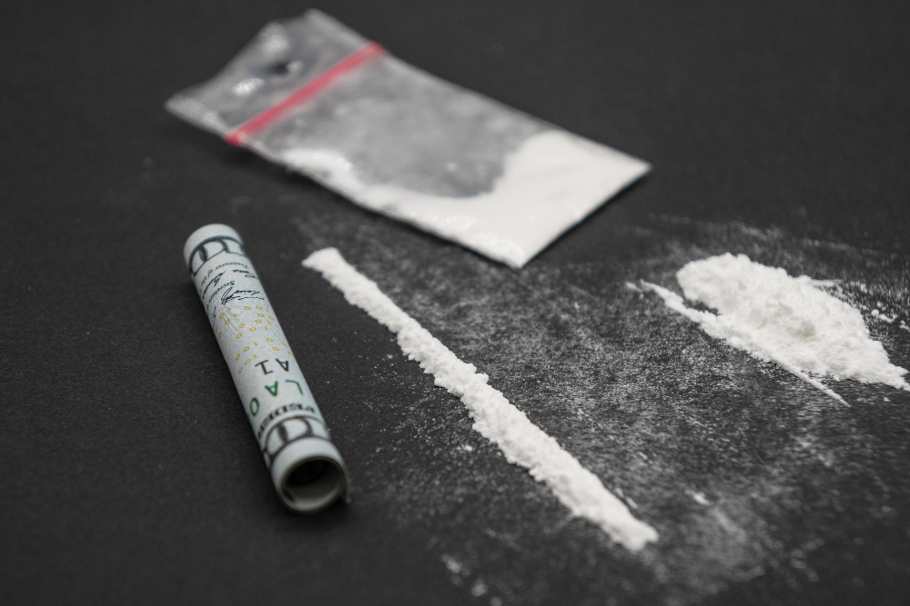 Due morti per overdose di eroina, arrestati un 60enne e una 46enne