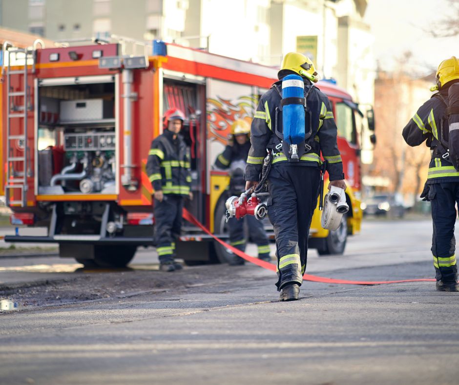 Carenza di personale e mezzi obsoleti: l’appello dei vigili del fuoco