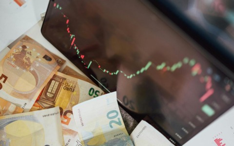 Inflazione a Viterbo: famiglie spendono 729 euro in più all’anno