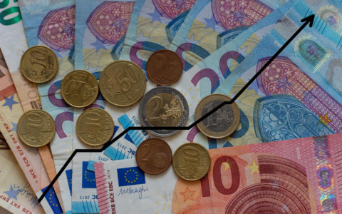 Sequestrati oltre 4.600 prodotti elettronici contraffatti dalla Guardia di Finanza